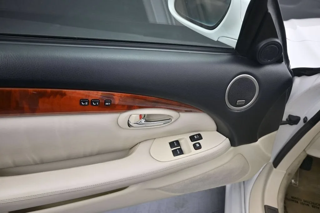 2007 Lexus SC 430 2DR CONV photo 11