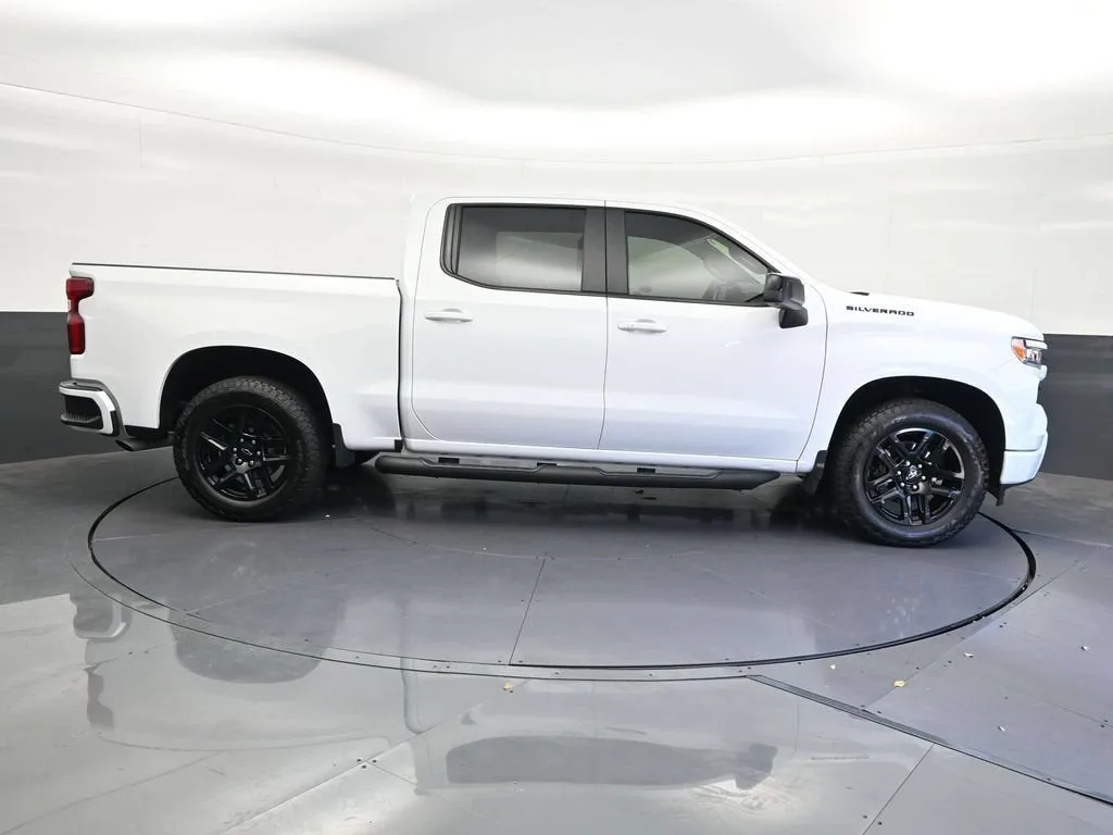 2026 Chevrolet Silverado 1500 RST photo 7