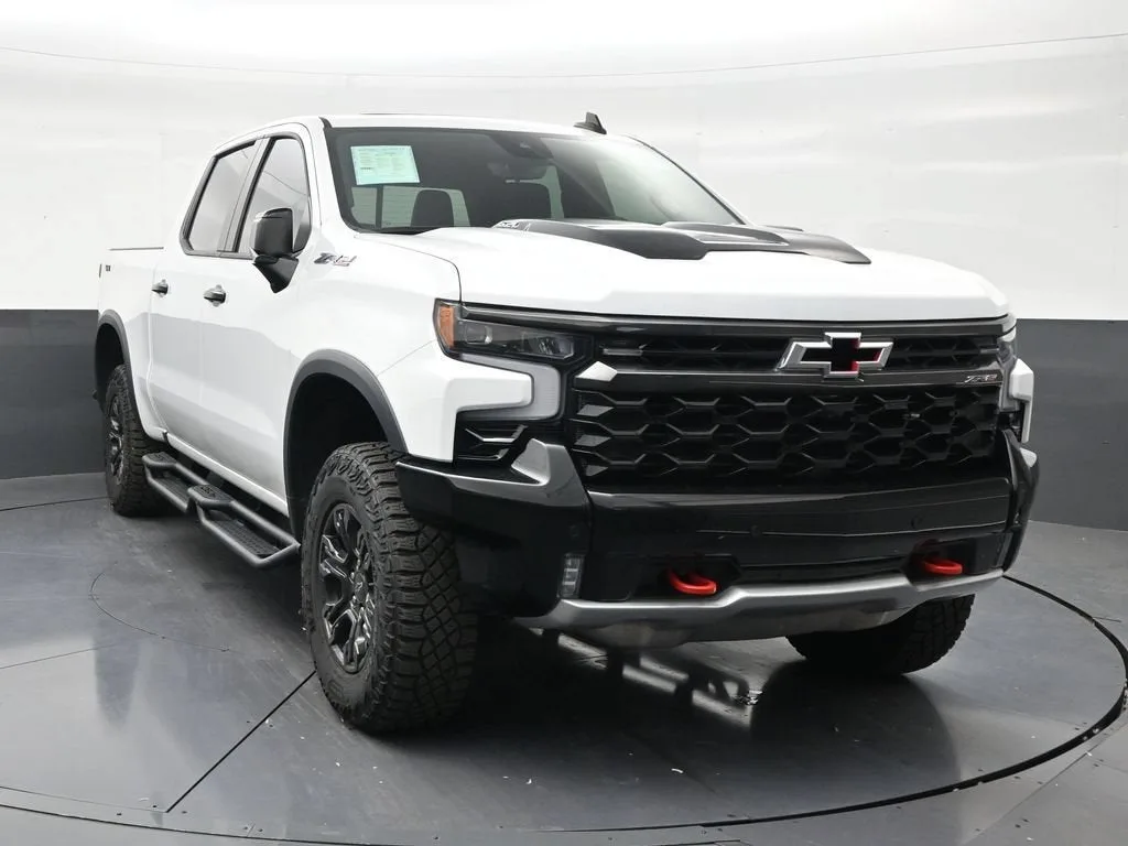 2025 Chevrolet Silverado 1500 ZR2 photo 7
