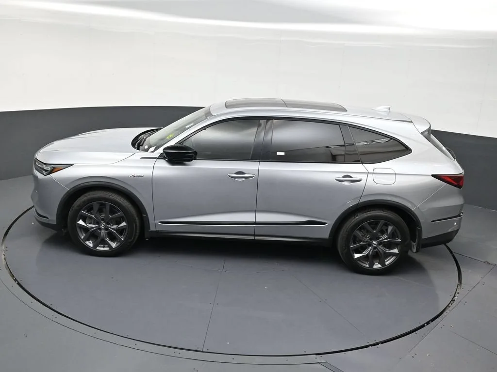 2022 Acura MDX w/A-Spec Package photo 12