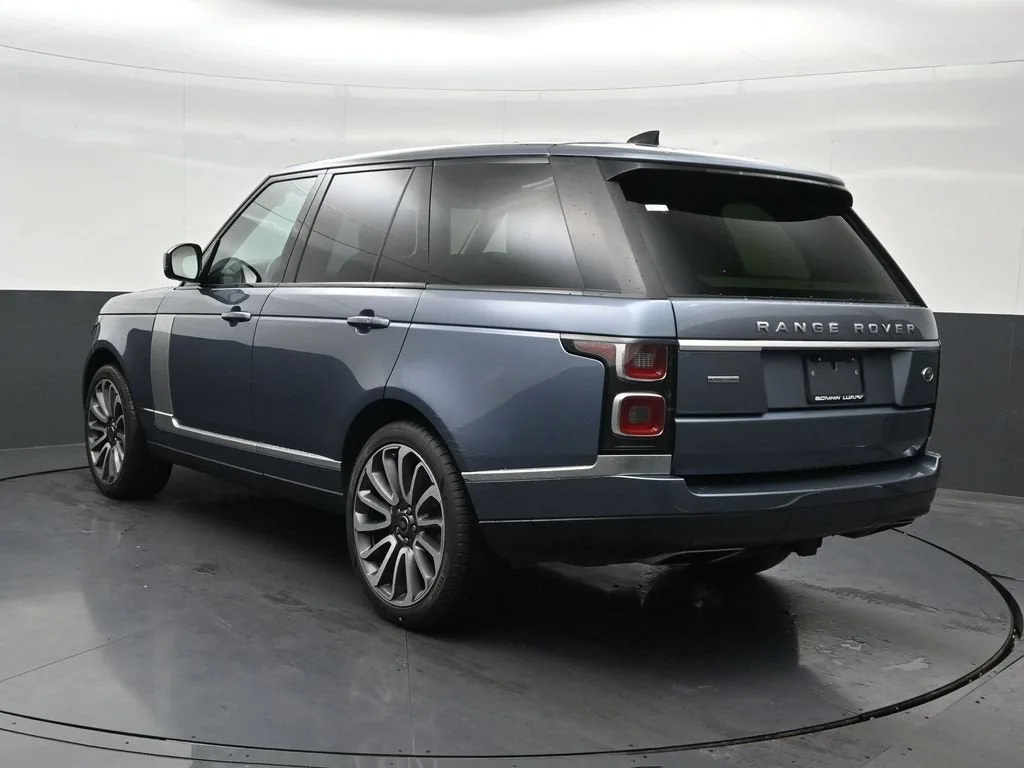 2018 Land Rover Range Rover 4DR SUV V8 SC SWB photo 3