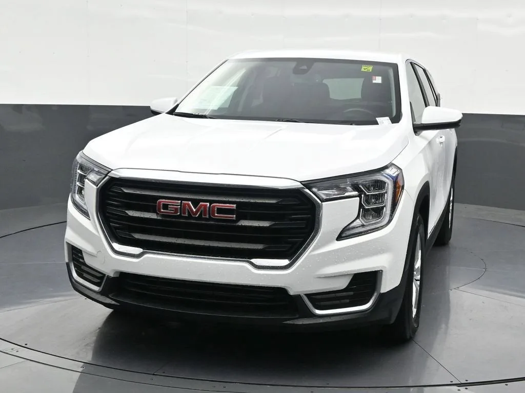 2023 GMC Terrain SLE photo 9