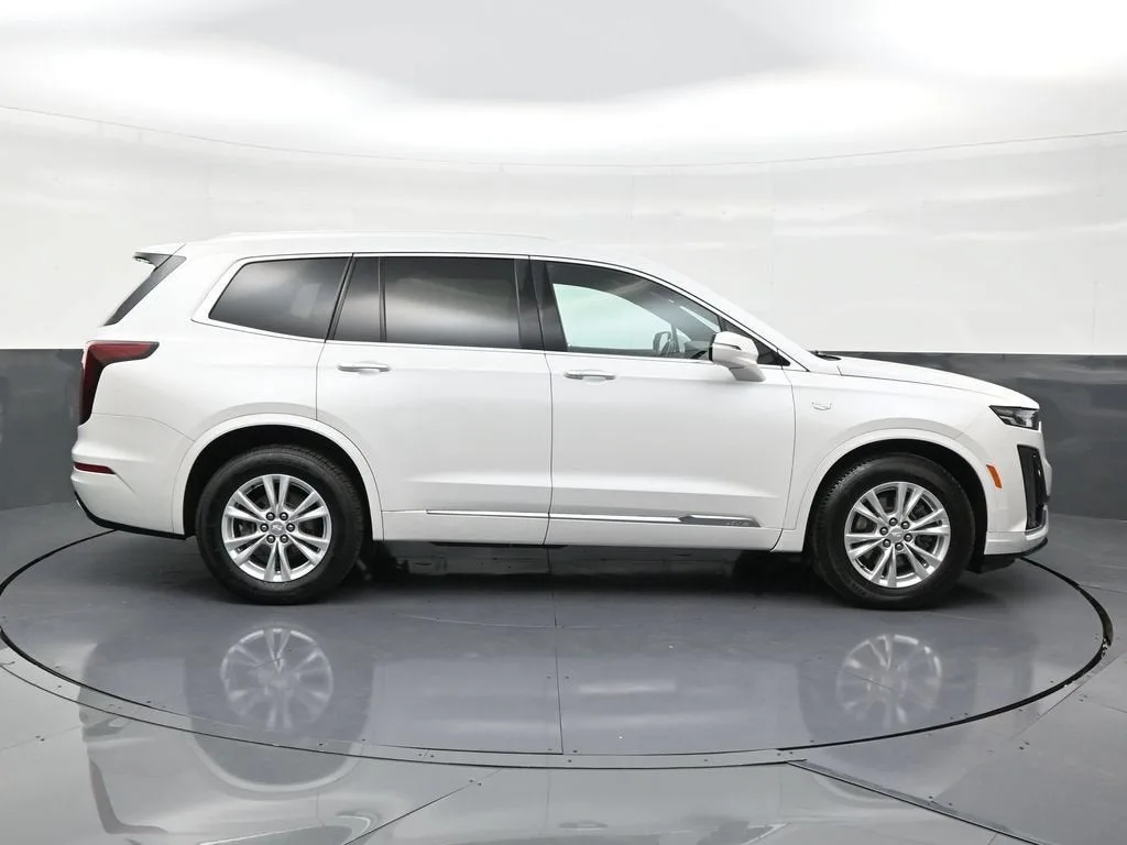 2021 Cadillac XT6 Luxury photo 8