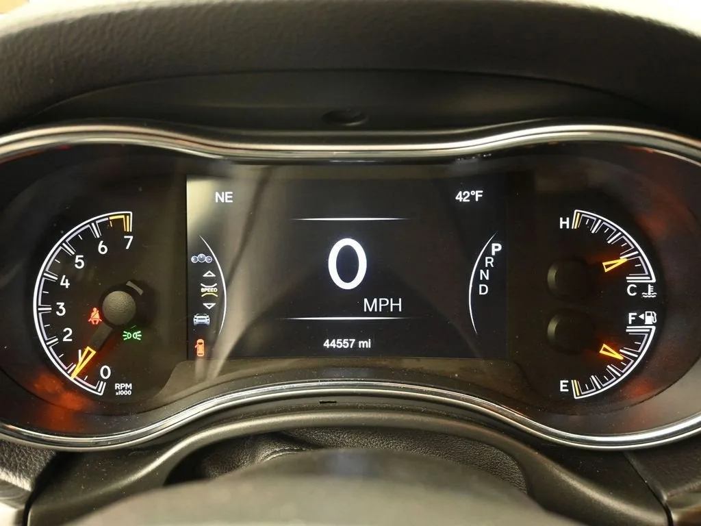 2021 Jeep Grand Cherokee Limited 4x2 photo 11