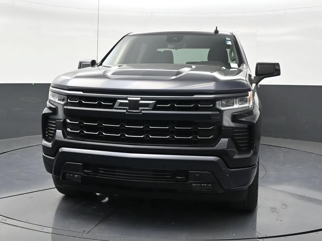 2024 Chevrolet Silverado 1500 RST photo 8
