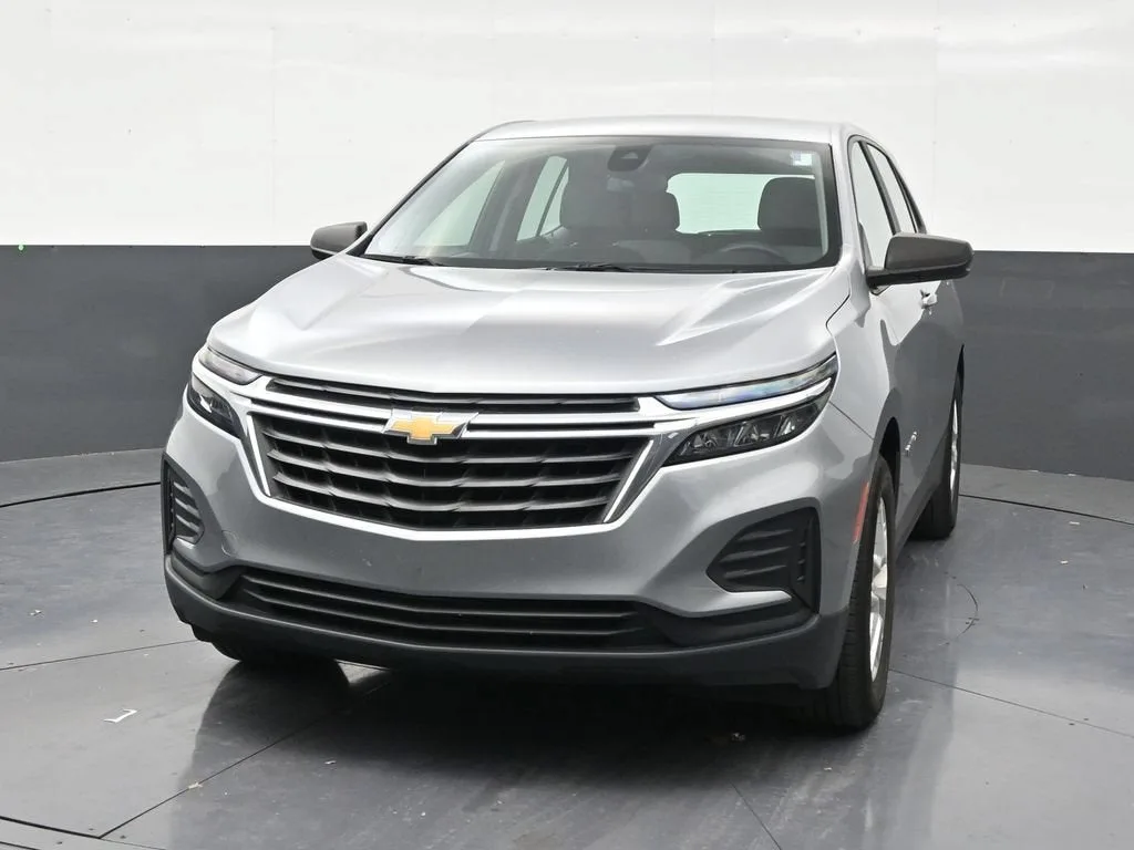2024 Chevrolet Equinox LS photo 8