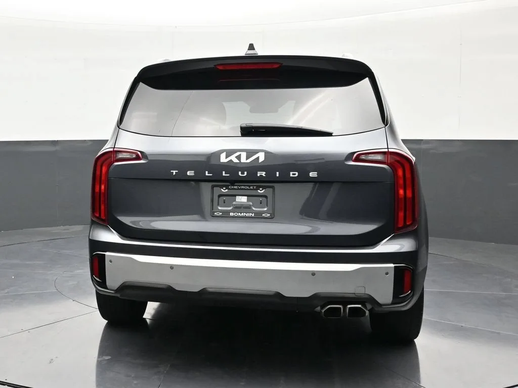 2024 Kia Telluride S photo 4
