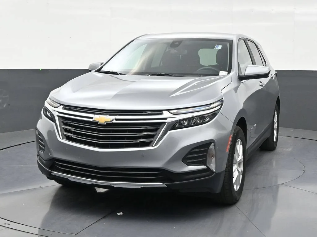 2024 Chevrolet Equinox LT photo 8