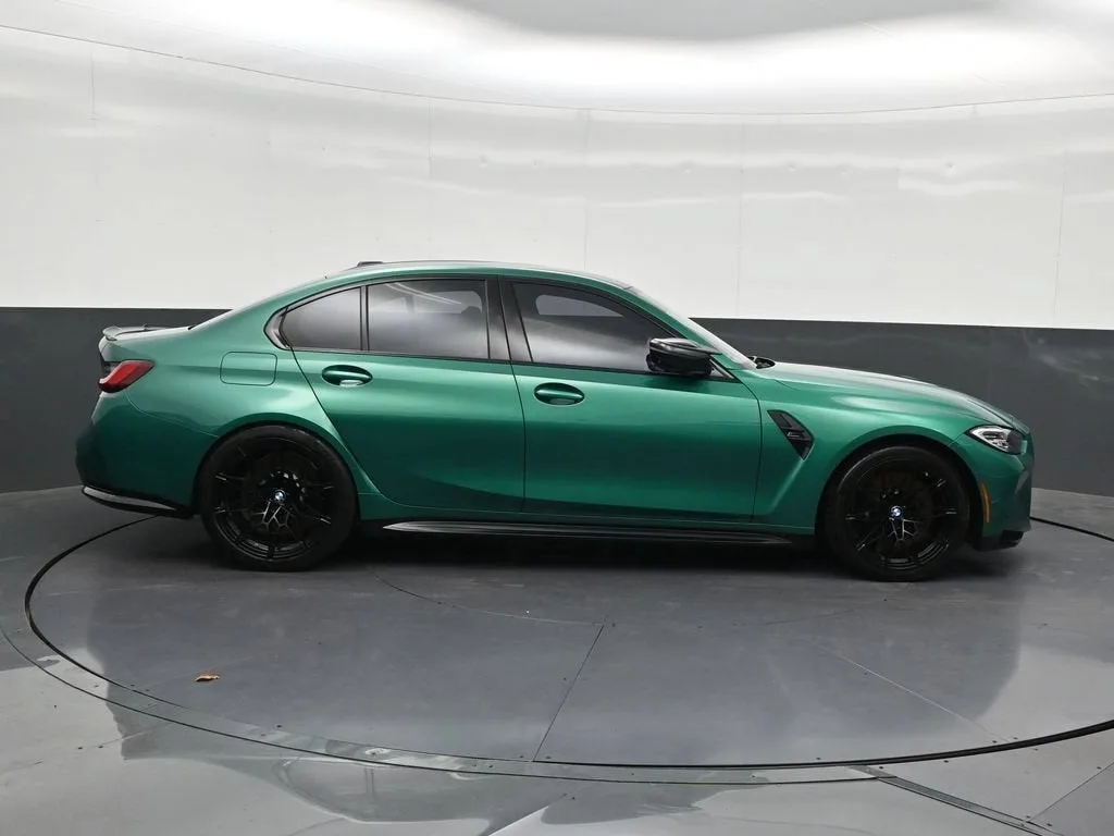 2024 BMW M3 Competition photo 7