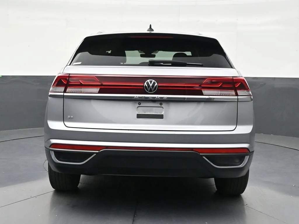 2024 Volkswagen Atlas Cross Sport 2.0T SE photo 4