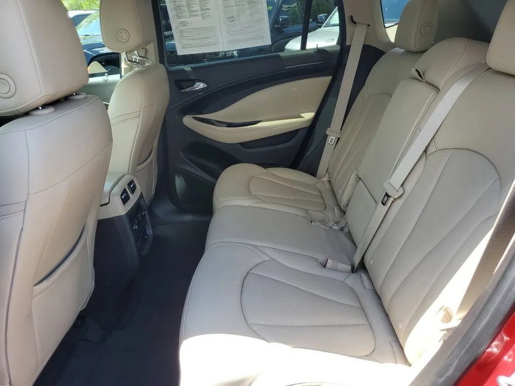 2017 Buick Envision Essence photo 12