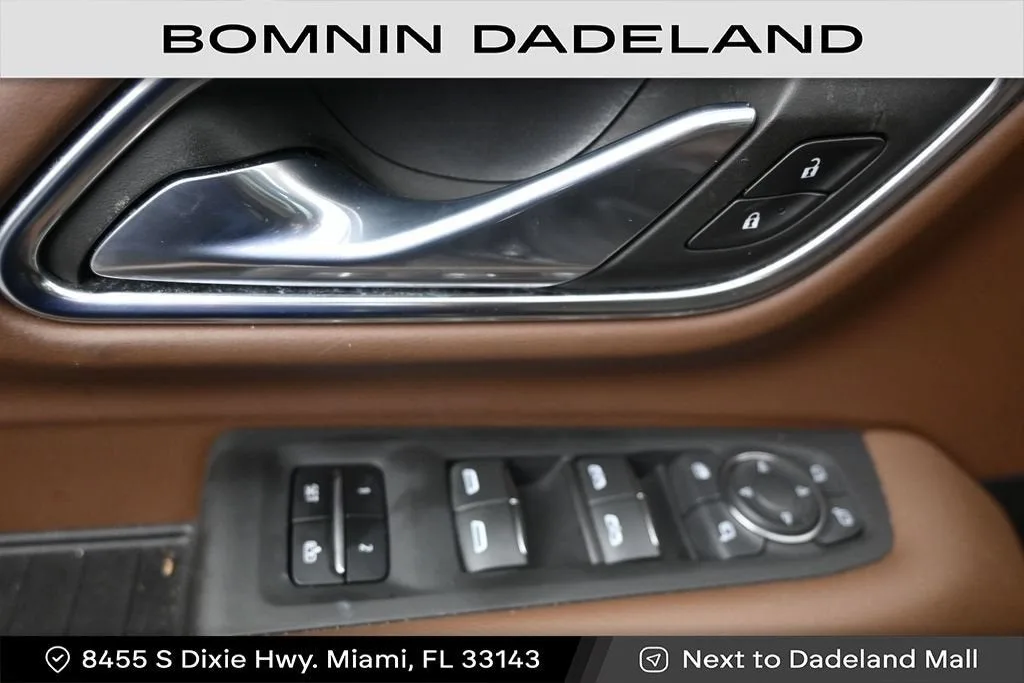 2023 Chevrolet Tahoe High Country photo 2