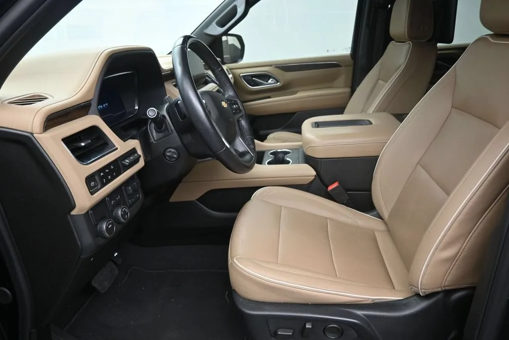 2023 Chevrolet Tahoe Premier photo 12