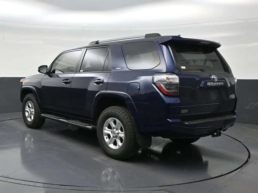 2024 Toyota 4Runner SR5 photo 3