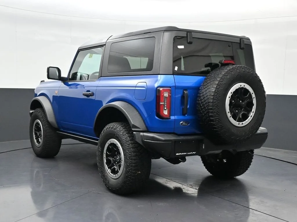 2022 Ford Bronco Badlands photo 3