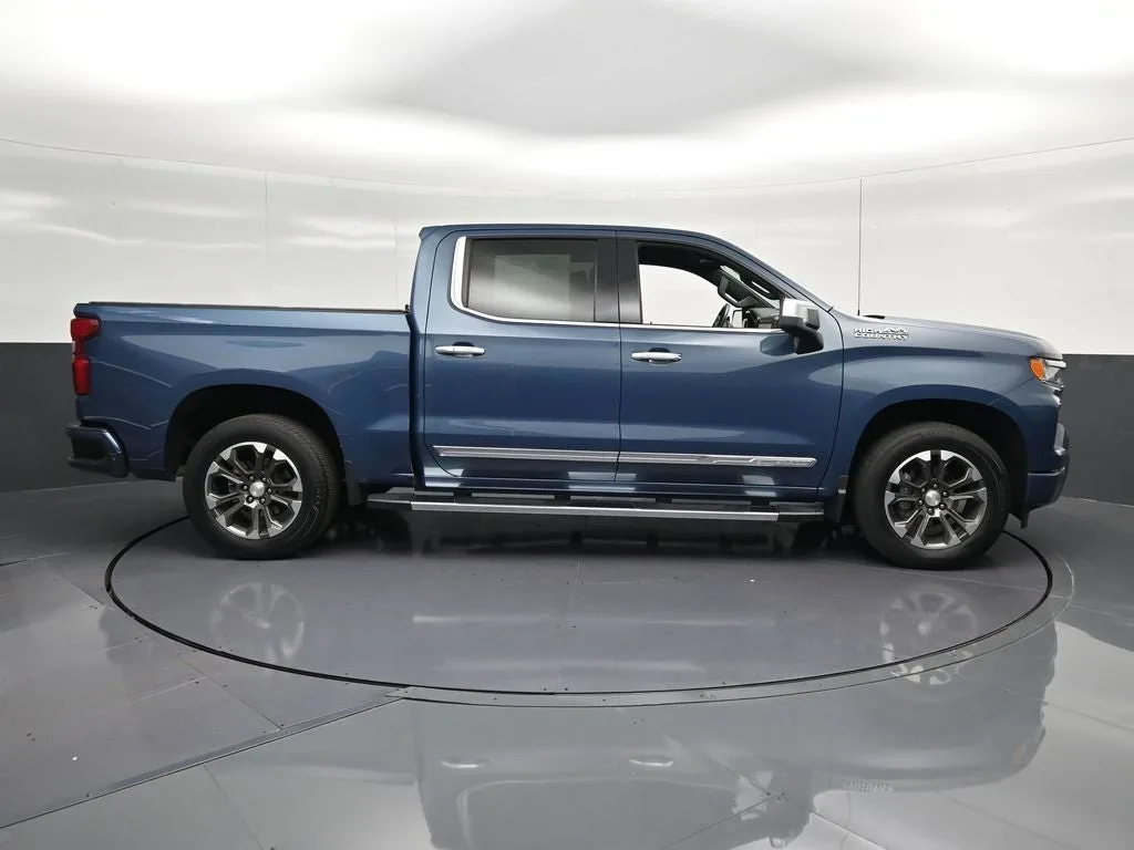 2024 Chevrolet Silverado 1500 High Country photo 4
