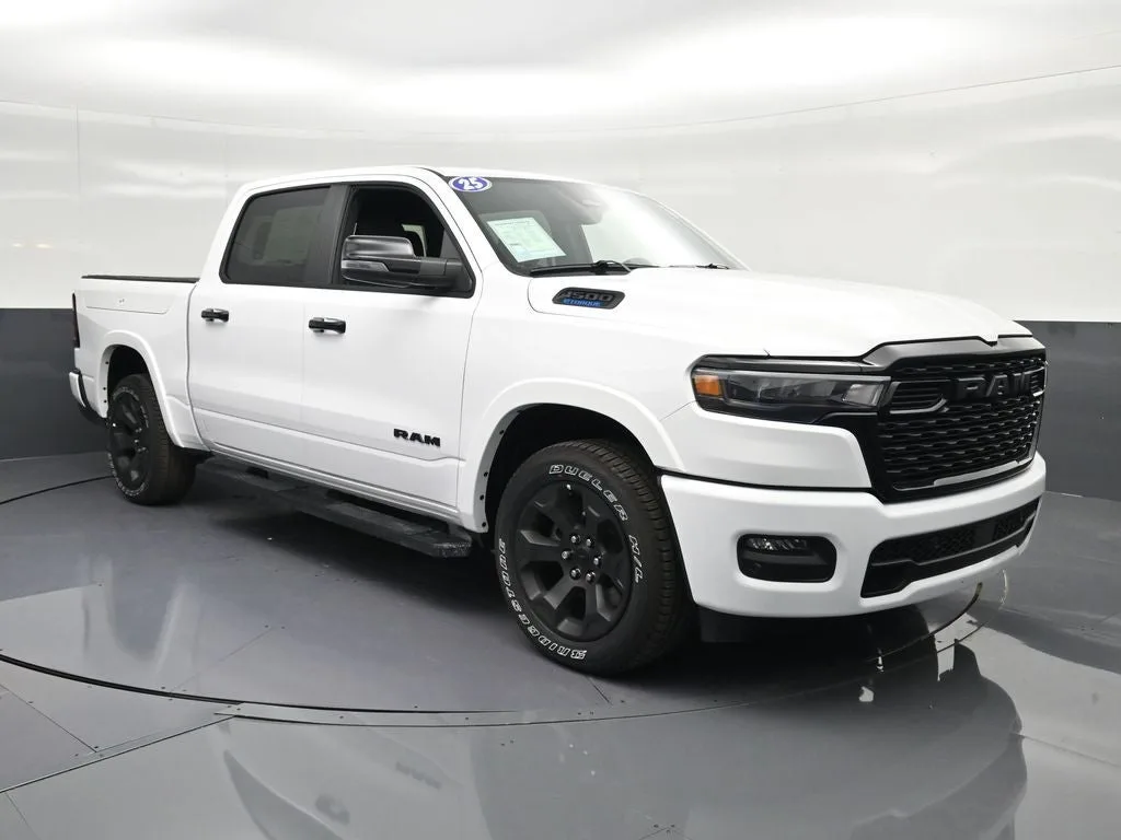 2025 RAM 1500 Big Horn/Lone Star photo 5