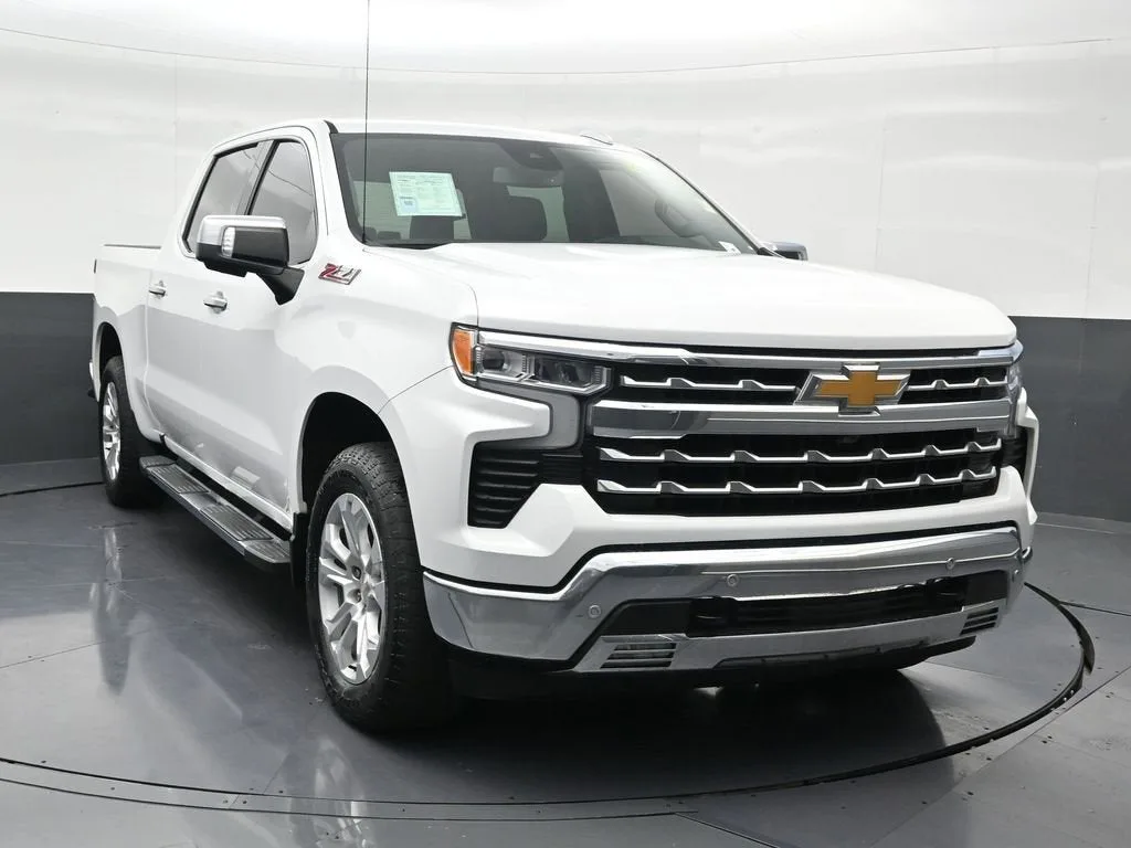 2022 Chevrolet Silverado 1500 LTZ photo 8