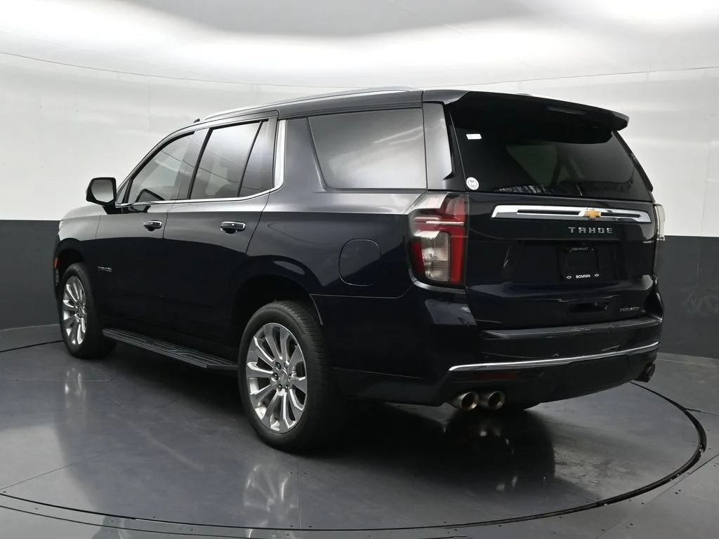 2021 Chevrolet Tahoe Premier photo 3