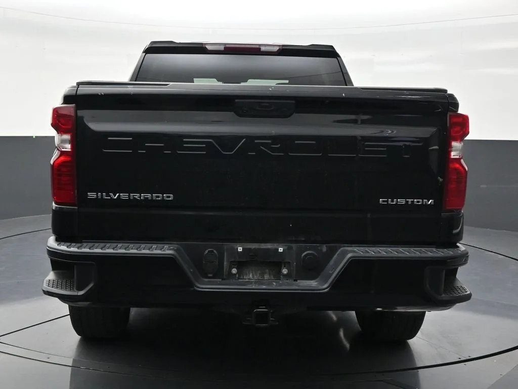 2024 Chevrolet Silverado 1500 Custom photo 4