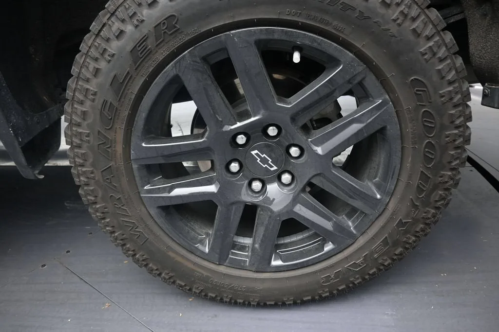 2021 Chevrolet Silverado 1500 LT Trail Boss photo 10