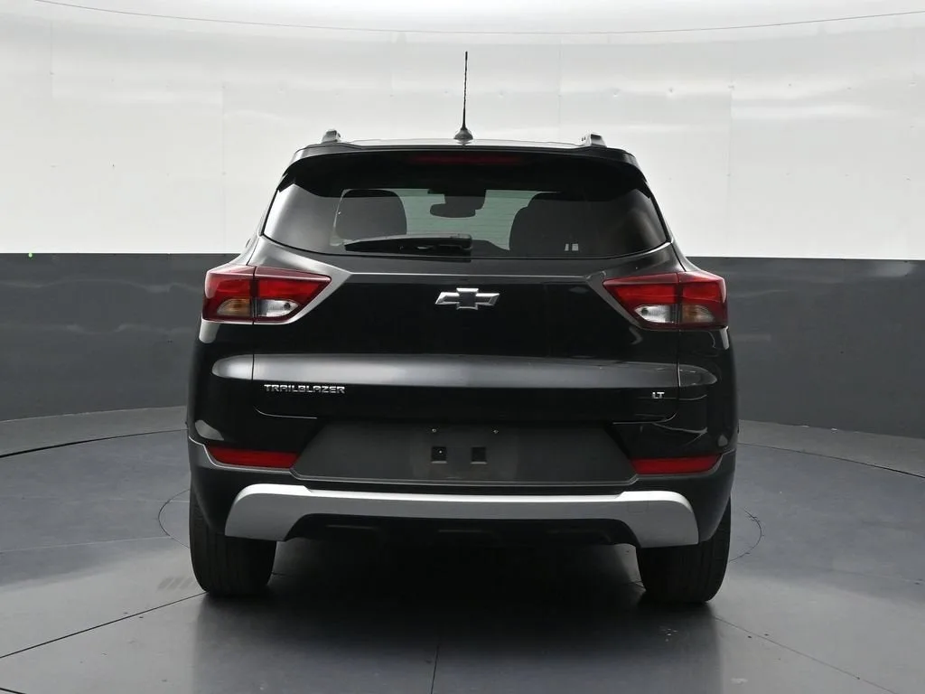 2023 Chevrolet Trailblazer LT photo 4