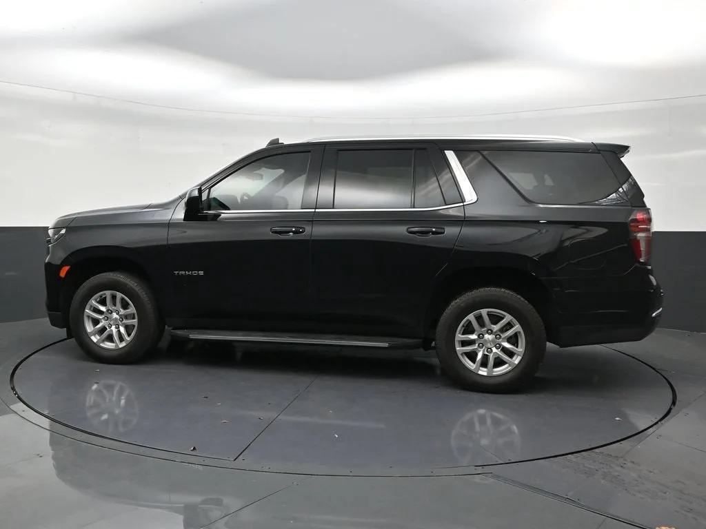 2024 Chevrolet Tahoe LS photo 2