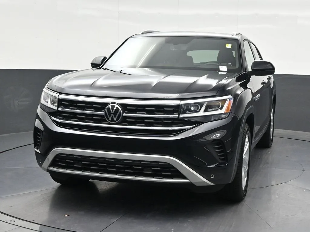 2021 Volkswagen Atlas Cross Sport 2.0T SE w/Technology photo 9
