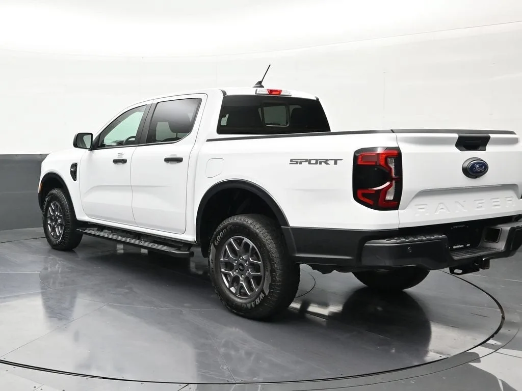 2024 Ford Ranger XLT photo 3