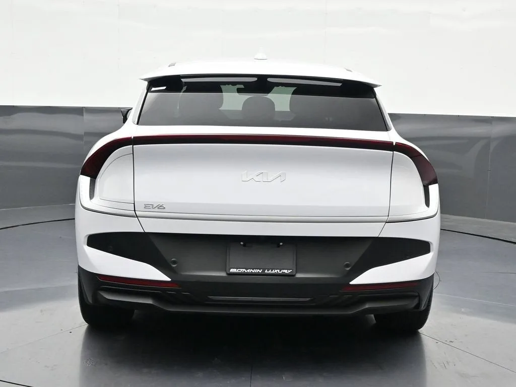 2025 Kia EV6 Light RWD photo 4