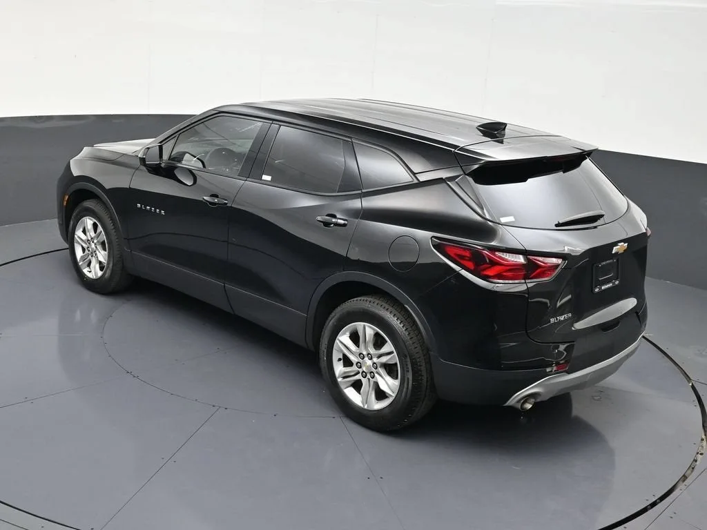 2019 Chevrolet Blazer 4DR FWD LT photo 11