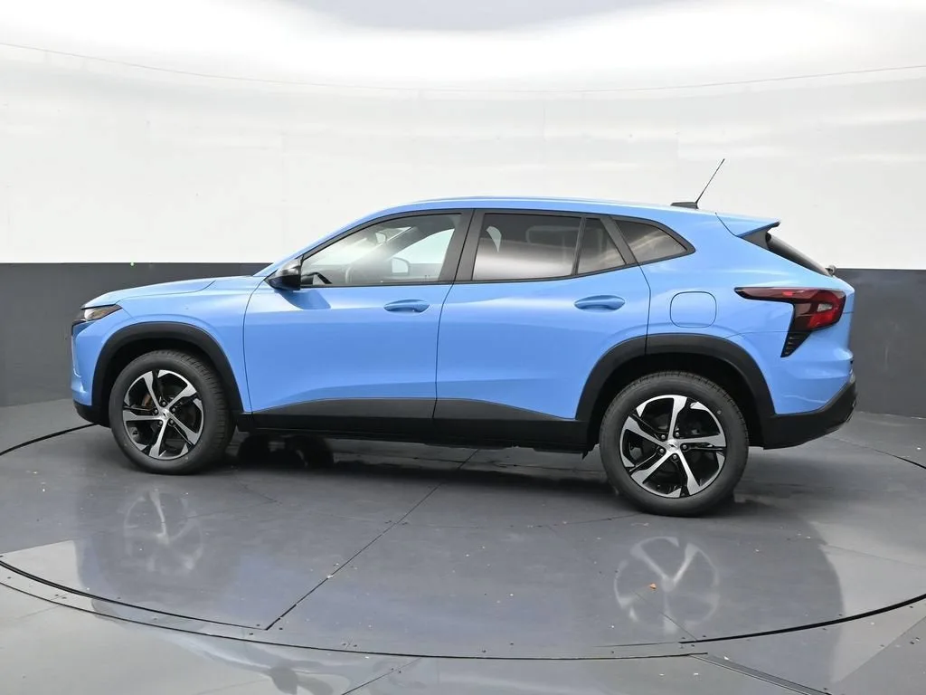 2024 Chevrolet Trax 1RS photo 2