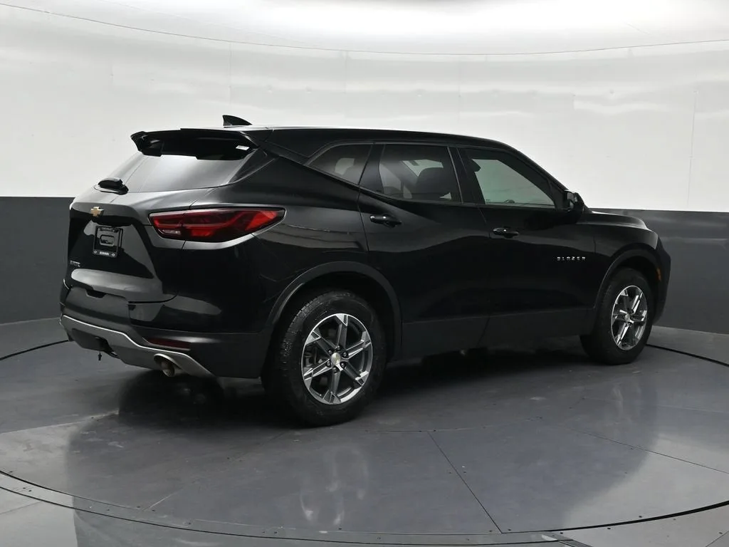 2023 Chevrolet Blazer 2LT photo 5