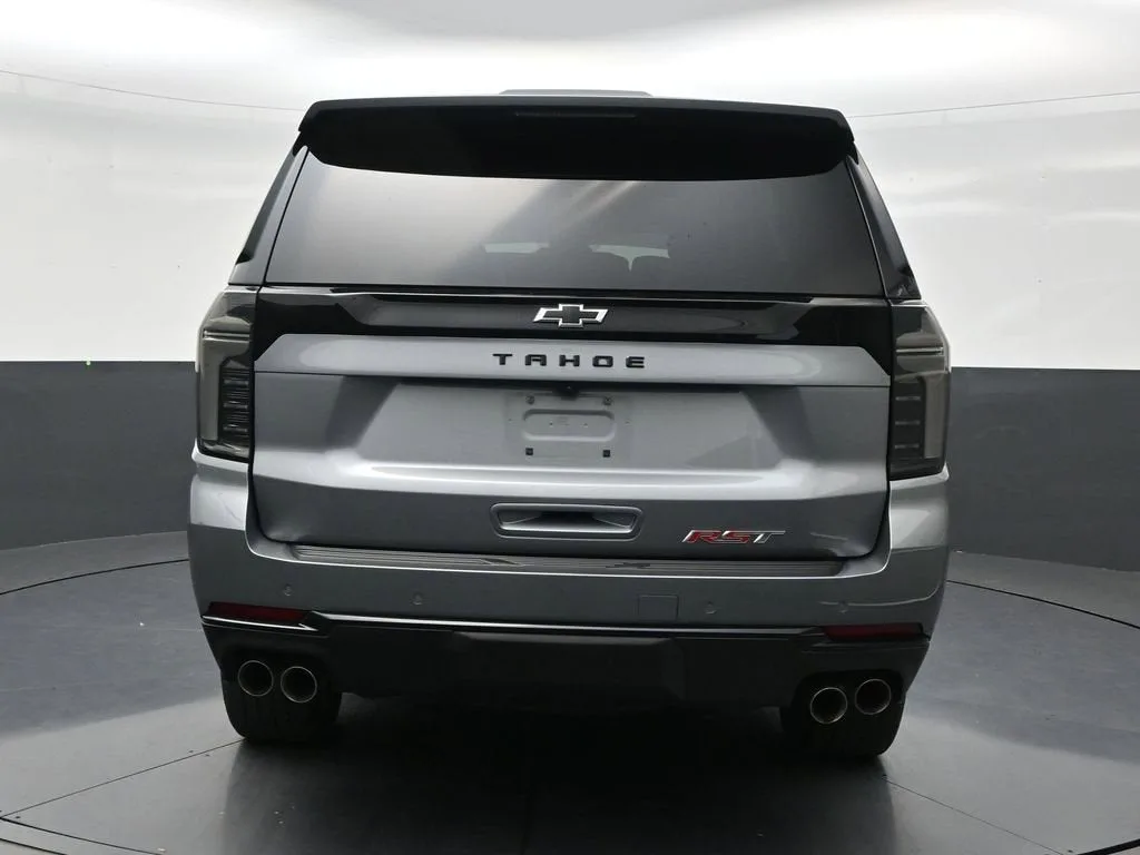 2025 Chevrolet Tahoe RST photo 4