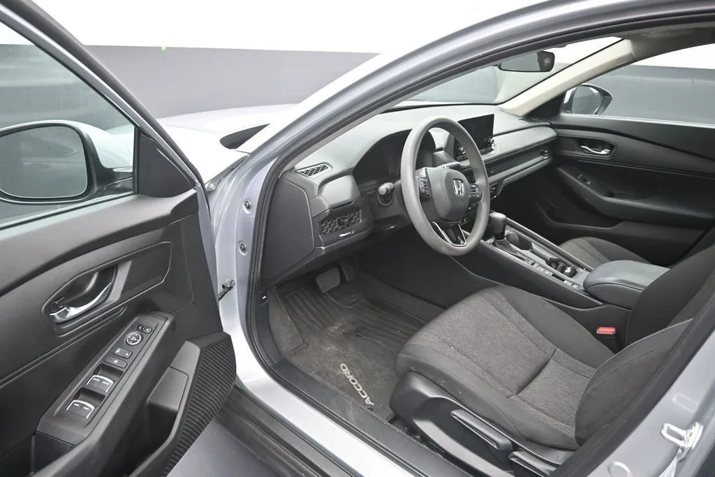 2024 Honda Accord Sedan LX photo 10