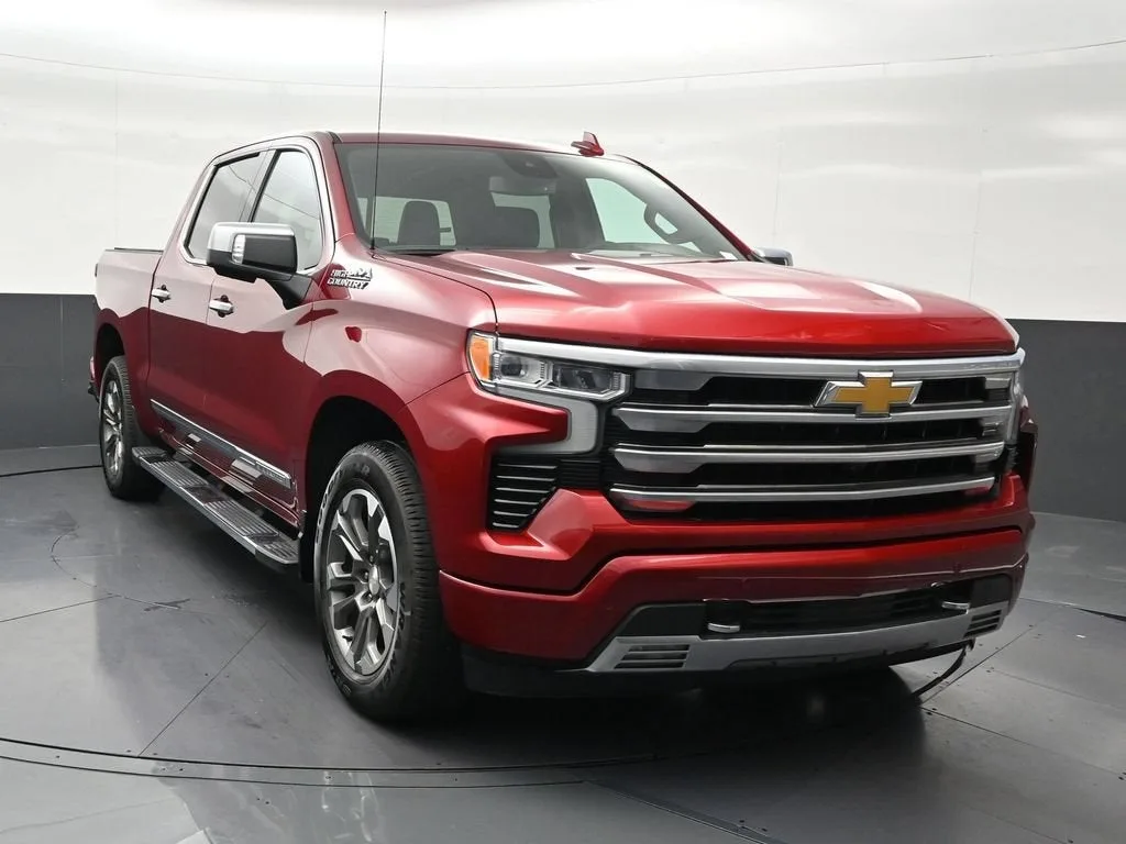 2024 Chevrolet Silverado 1500 High Country photo 8