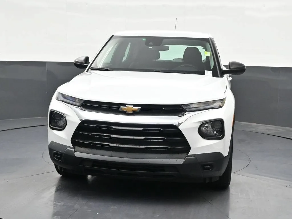 2023 Chevrolet Trailblazer LS photo 9