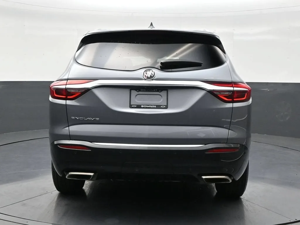 2020 Buick Enclave Essence photo 4