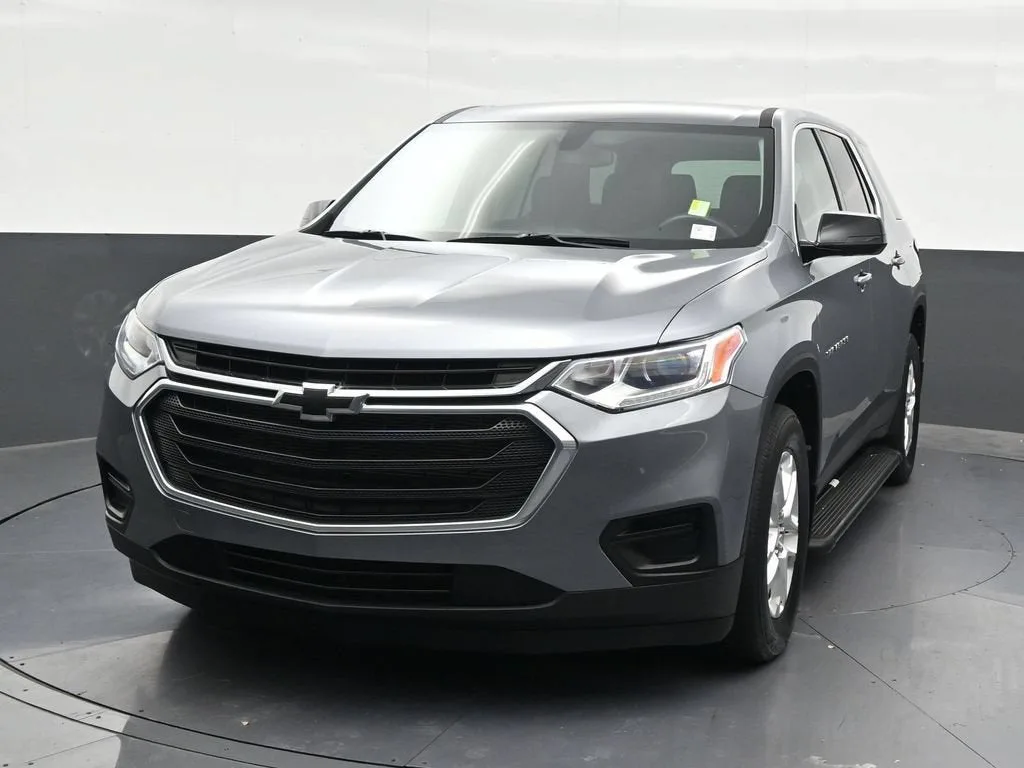 2020 Chevrolet Traverse LS photo 9
