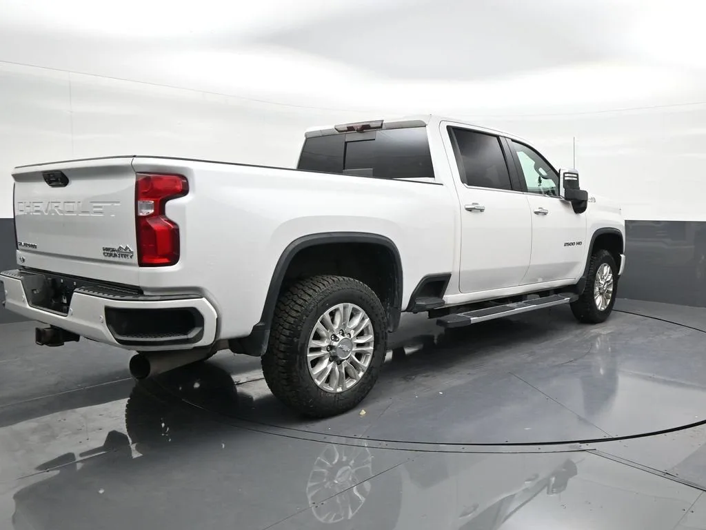 2020 Chevrolet Silverado 2500 HD High Country photo 5