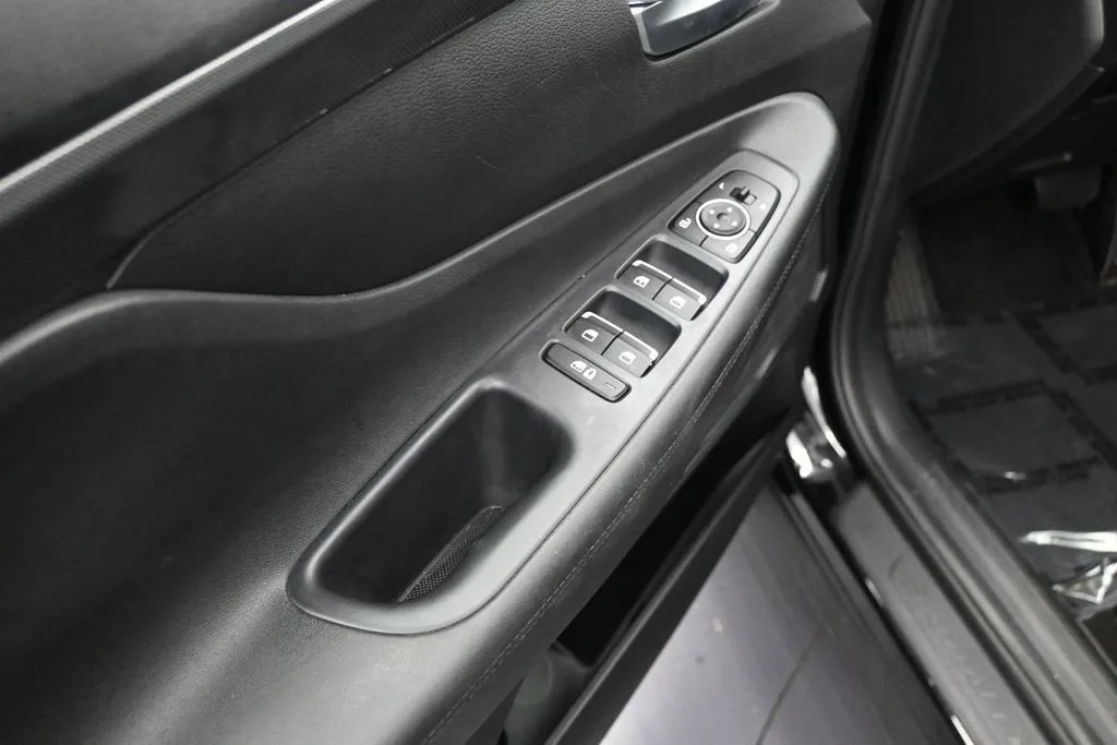 2023 Hyundai Santa Fe SE photo 10