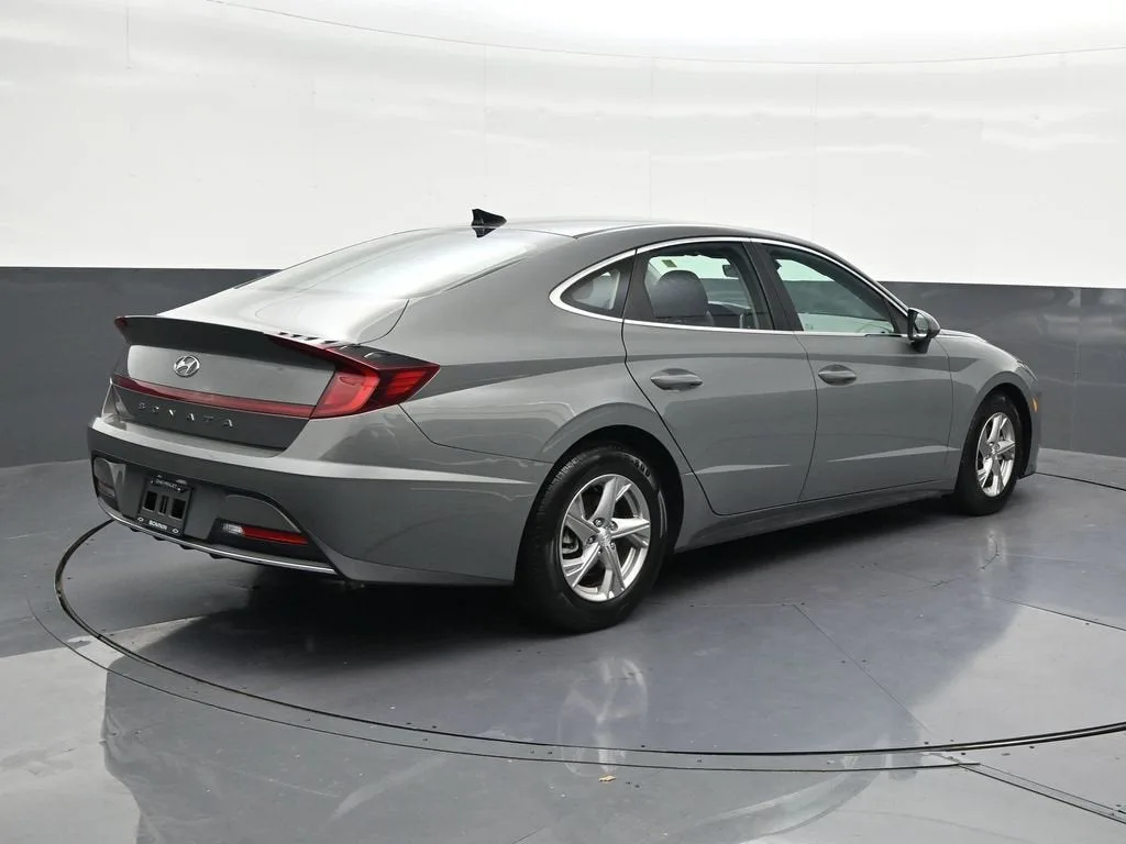 2022 Hyundai Sonata SE photo 5