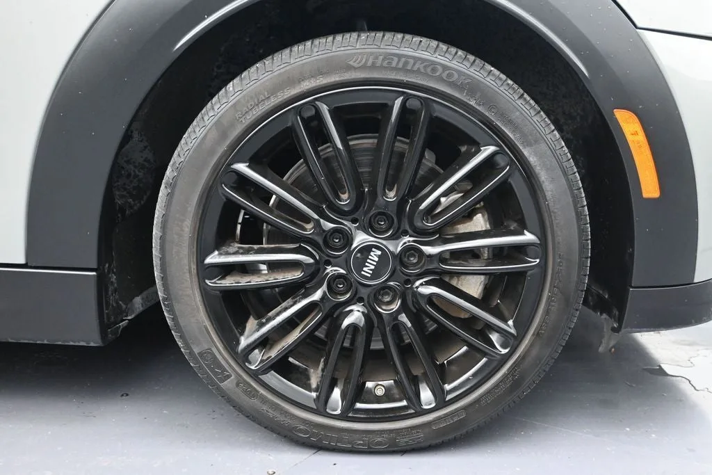 2023 MINI Cooper S Base photo 9
