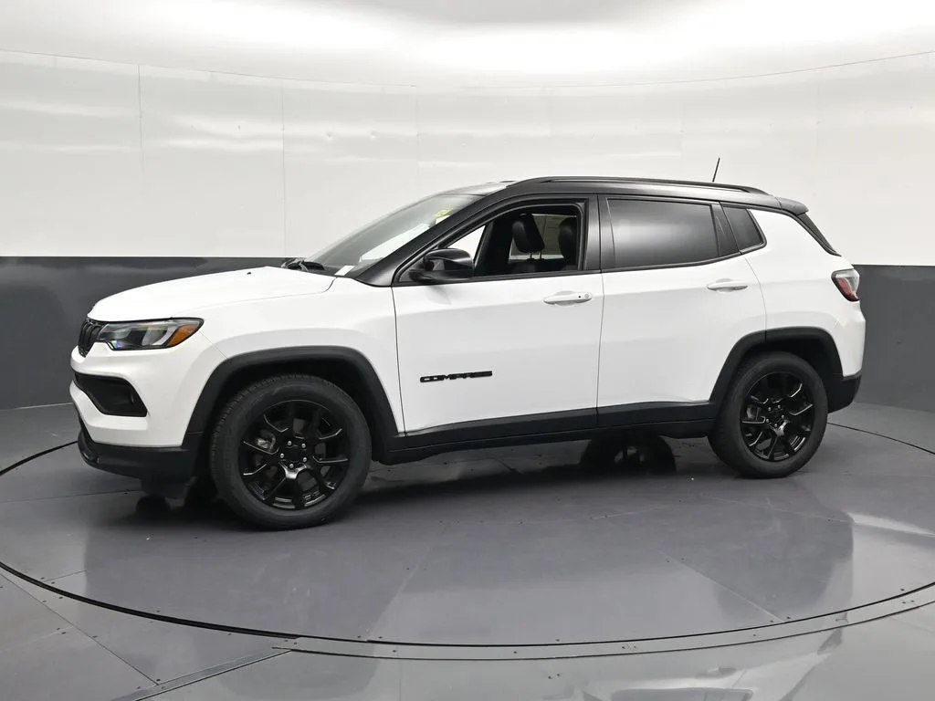 2022 Jeep Compass Latitude photo 7