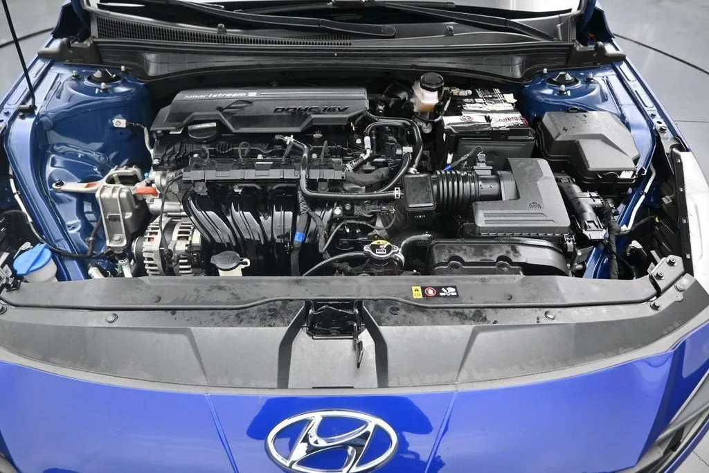 2023 Hyundai Elantra SEL photo 11