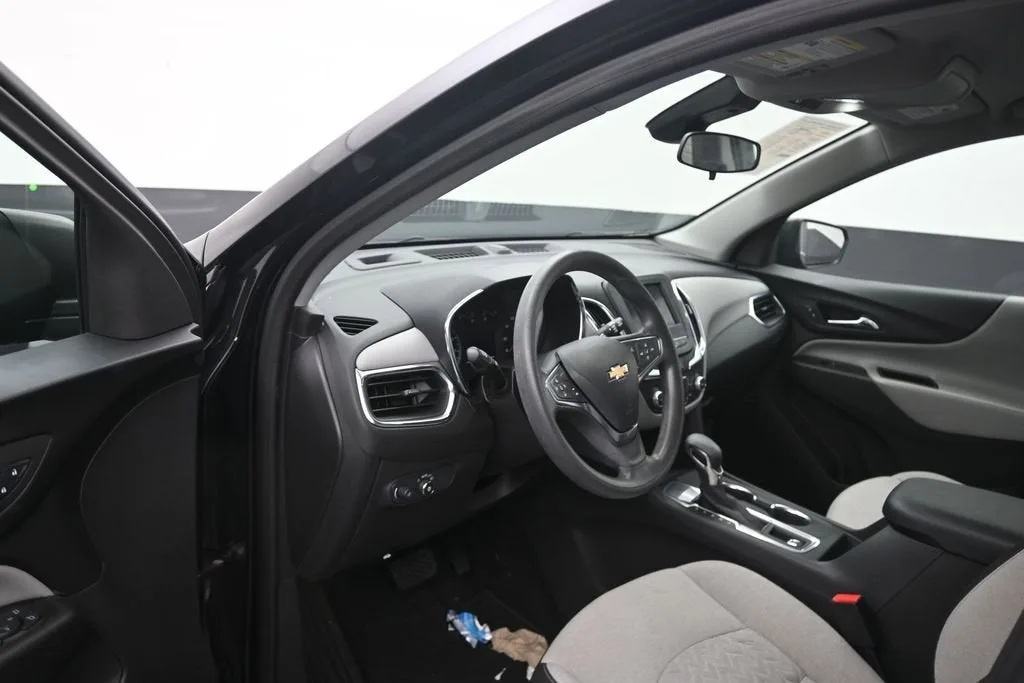 2024 Chevrolet Equinox LS photo 10