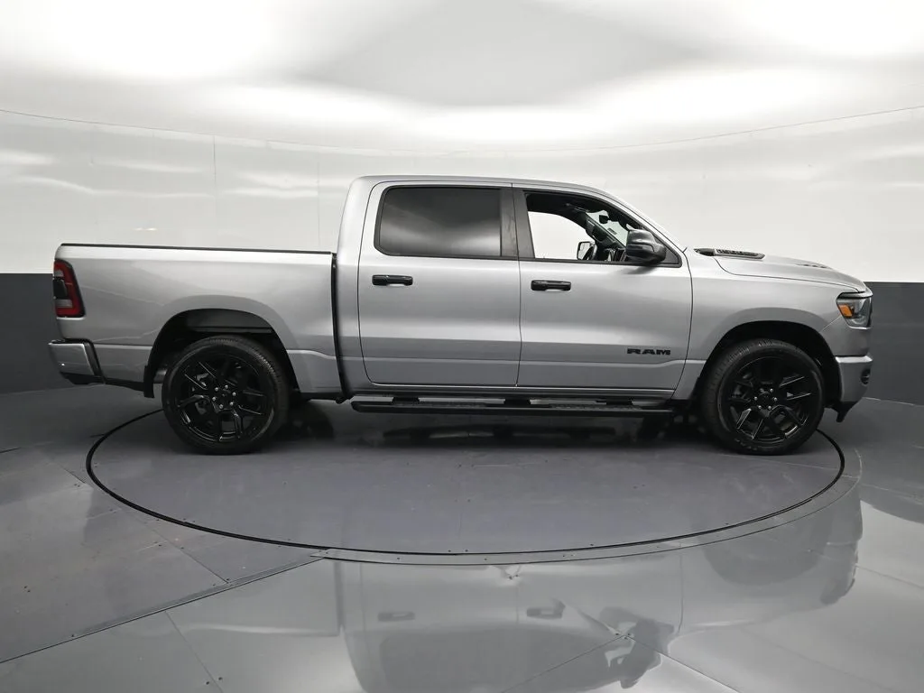 2024 RAM 1500 Laramie photo 4