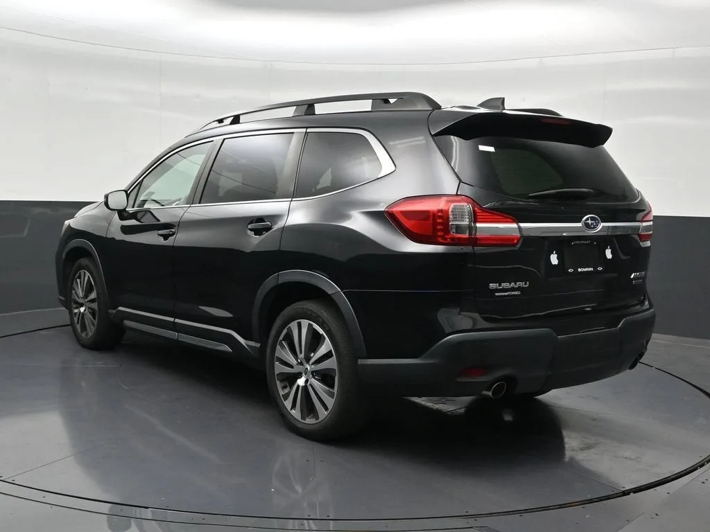 2019 Subaru Ascent Limited photo 3