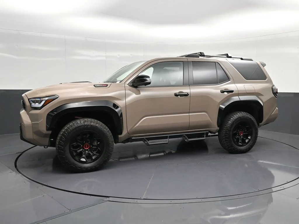 2025 Toyota 4Runner i-FORCE MAX Hybrid TRD Pro photo 7