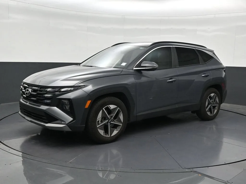 2025 Hyundai Tucson SEL Convenience photo 3